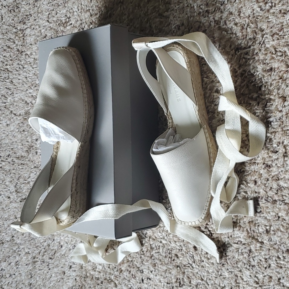 Everlane cream espadrilles, size 9